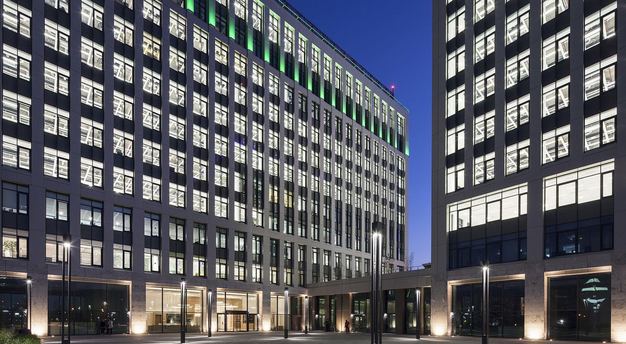 Timpuri Noi Square I and II